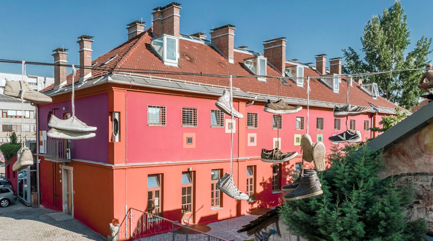 Hostel Celica postane član združenja znamenitih evropskih hostlov (Europe's Famous Hostels).